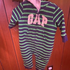 Infant 3-6 fleece lined Gap onesie